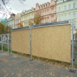 T.G. Masaryka x nábř. Osvobození (MHD Hlavní pošta, vlevo)